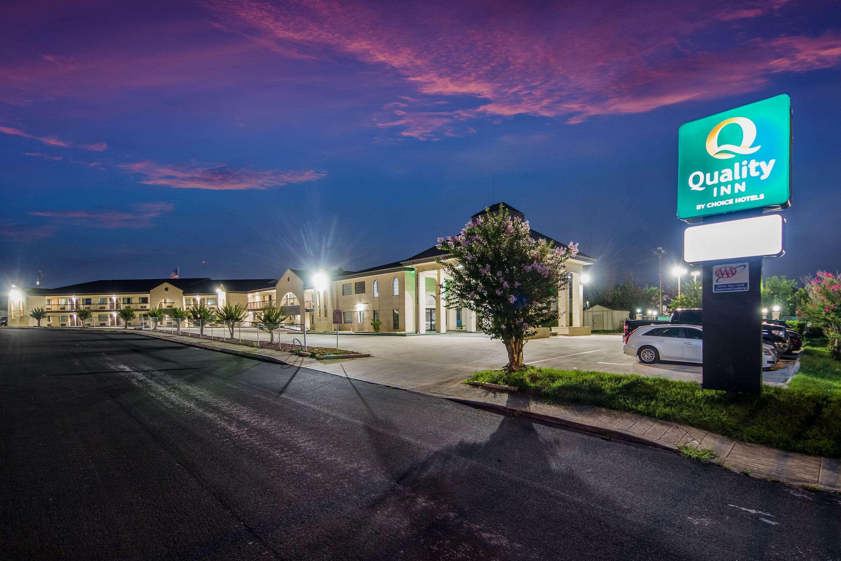 Quality Inn Near Medical Center San Antonio Exterior photo